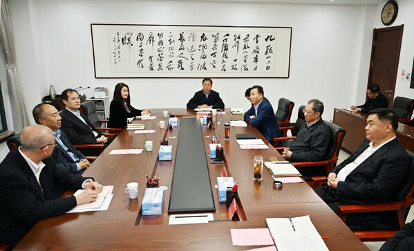 海湾公司与秦皇岛市政府举行工作座谈 深化务实合作(图1)